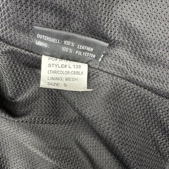 Vintage Motorcycle Leather Jacket - Picture 11 of 14